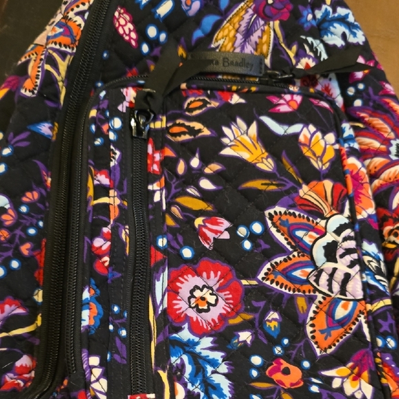 Vibrant Floral Backpack - Picture 5 of 7